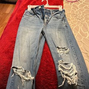 Never worn American eagle boyfriend jeans